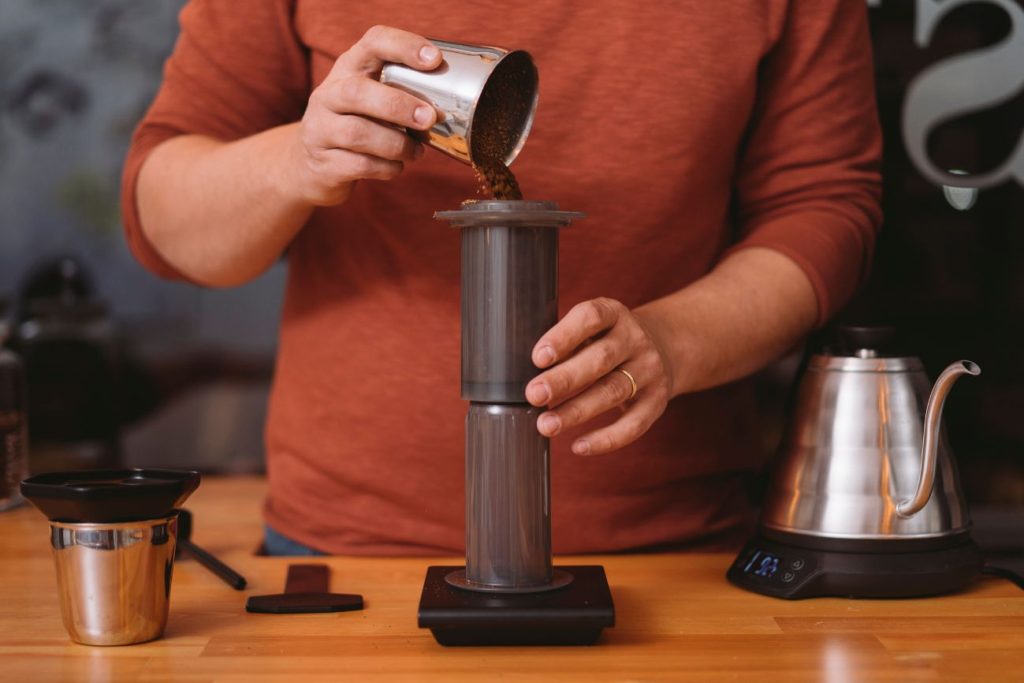 Quick and versatile aeropress