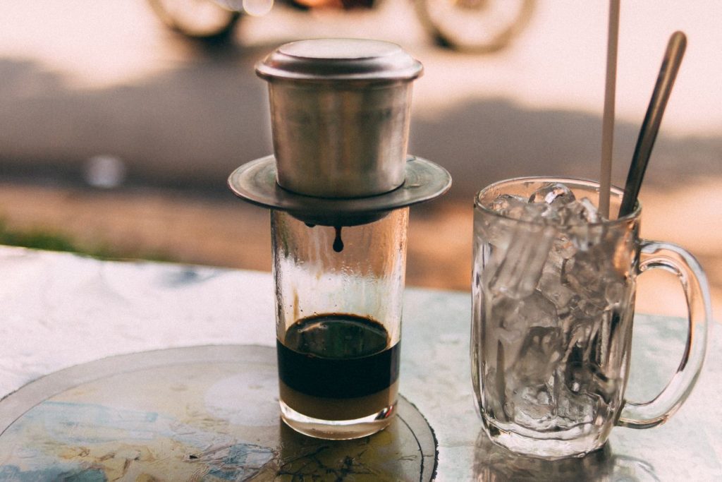 Espresso coffee using-vietnamese phin